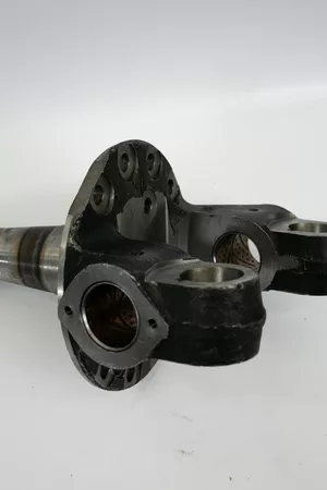 Цапфа левая Carruchi поворотный кулак, FAW J5 8х4 КМ4100002(3001021A1H)
