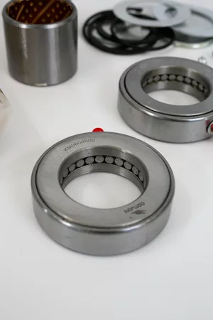 Ремкомплект шкворня Carruchi HOWO к-кт на ось KM0600005(WG4095415002-XLB)