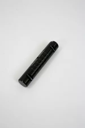Палец передней рессоры Carruchi Shacman KM0600001 (DZ9100520065)