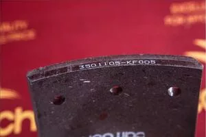 Длинная передняя фрикционная пластина SANY КМ5400017(3501105-KF005)