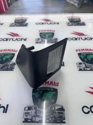 Заглушка бампера левая средняя Dongfeng GX 8406039-C6200 OE