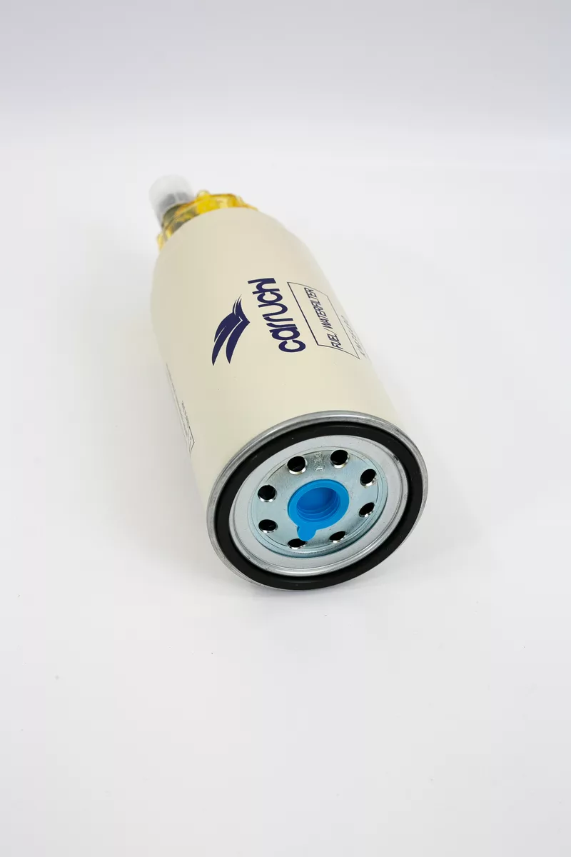 Топливный фильтр грубой очистки PL420 Carruchi КМ1800001(VG 612630080088 / 1540080311)