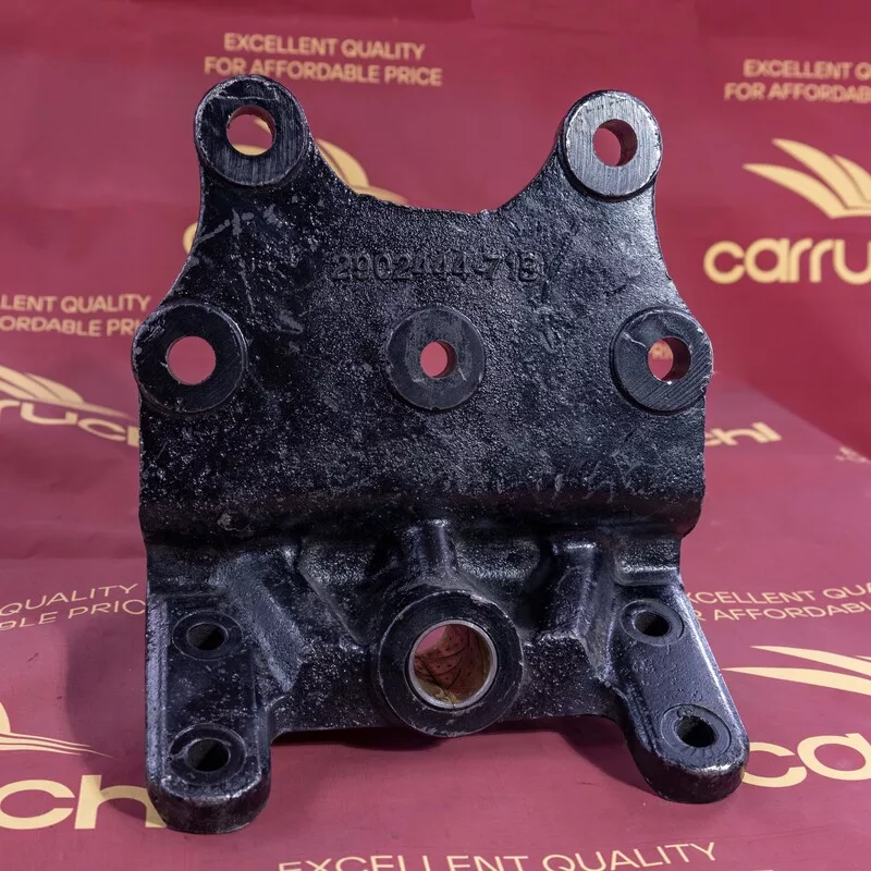 Кронштейн передней рессоры задний Carruchi FAW J6 КМ2200927(2902444-71B)