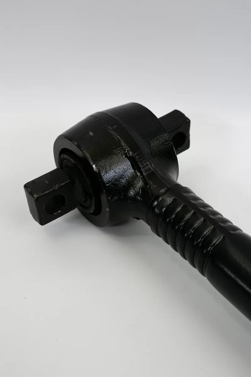 Тяга реактивная верхняя прямая Carruchi Shacman KM2301001(DZ96259525214)