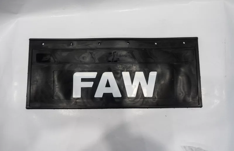 Брызговик "FAW" (узкий/резина)660*270-1шт.