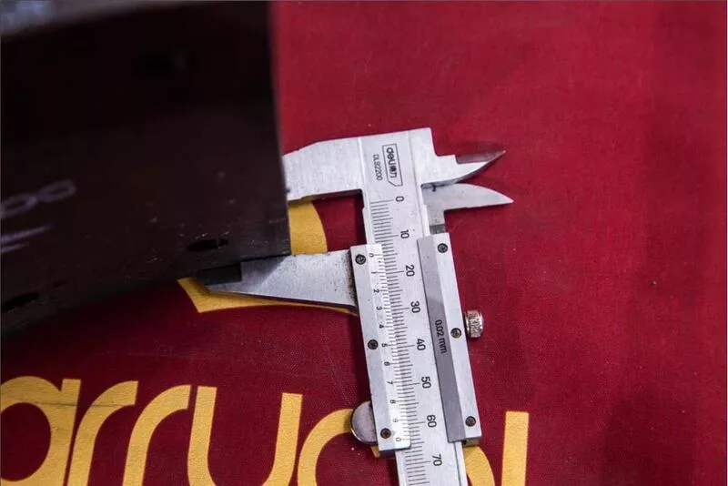 Длинная передняя фрикционная пластина SANY КМ5400017(3501105-KF005)